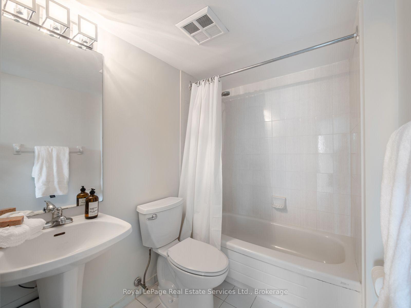 2177 Burnhamthorpe Road W 309