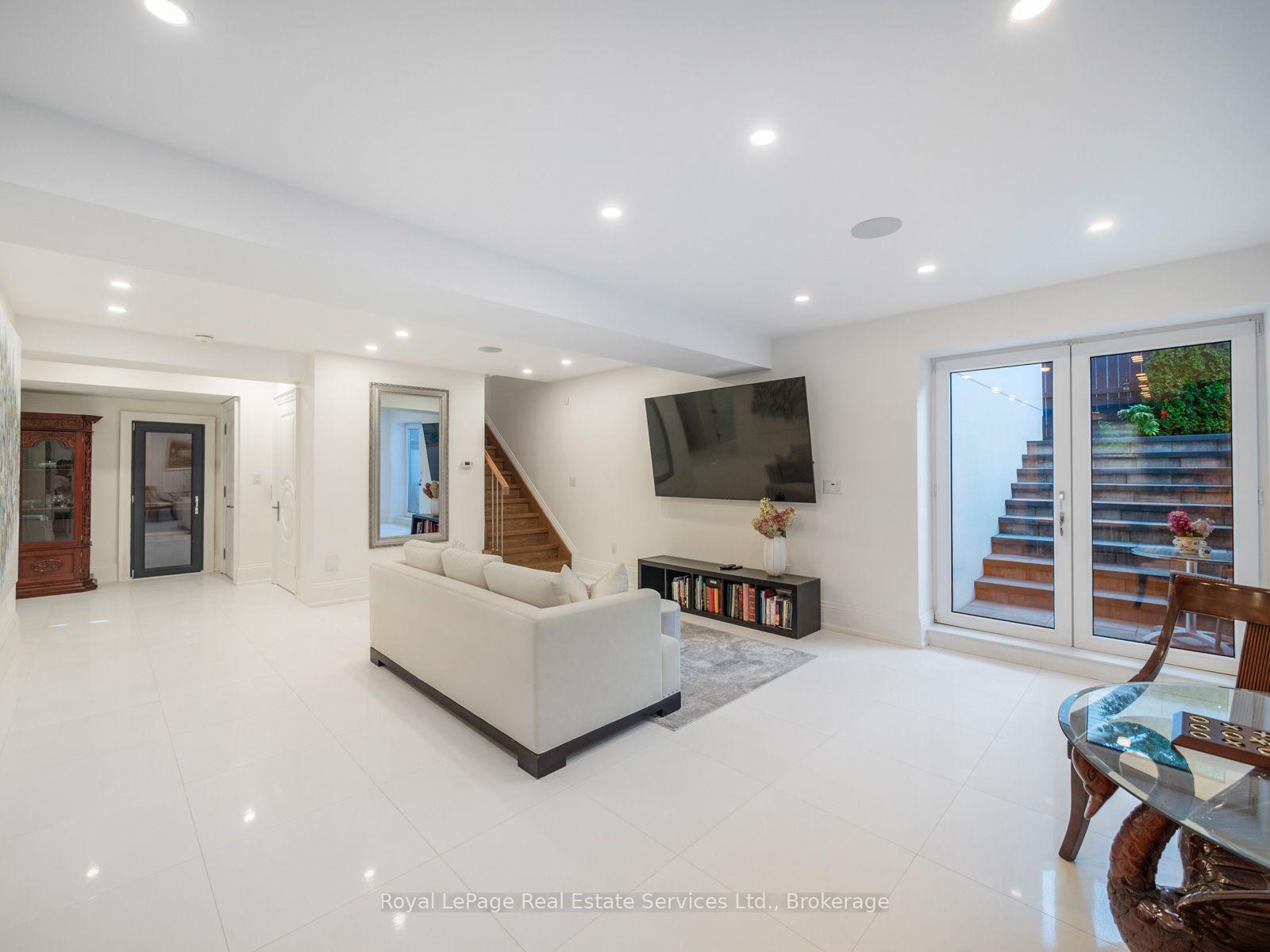 36 Anderson Street