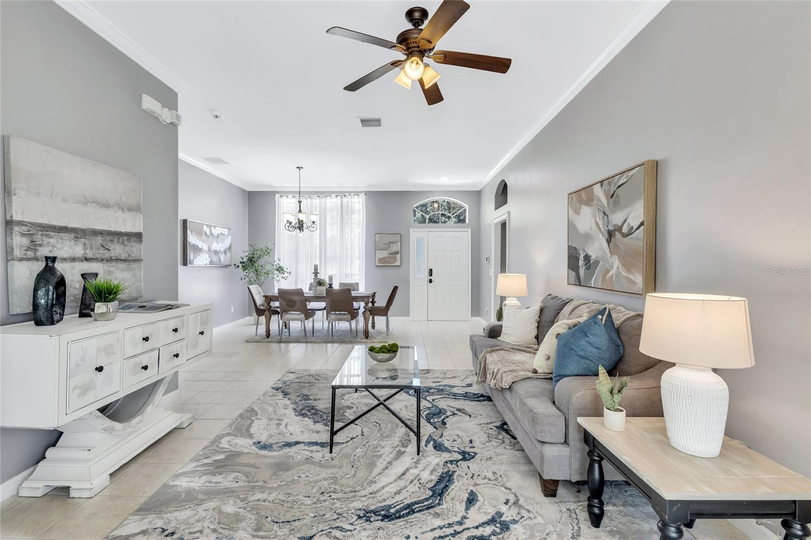 805 WOODCARVER LN