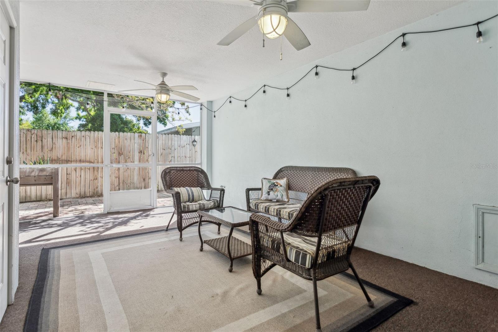 4417 W FAIR OAKS AVE