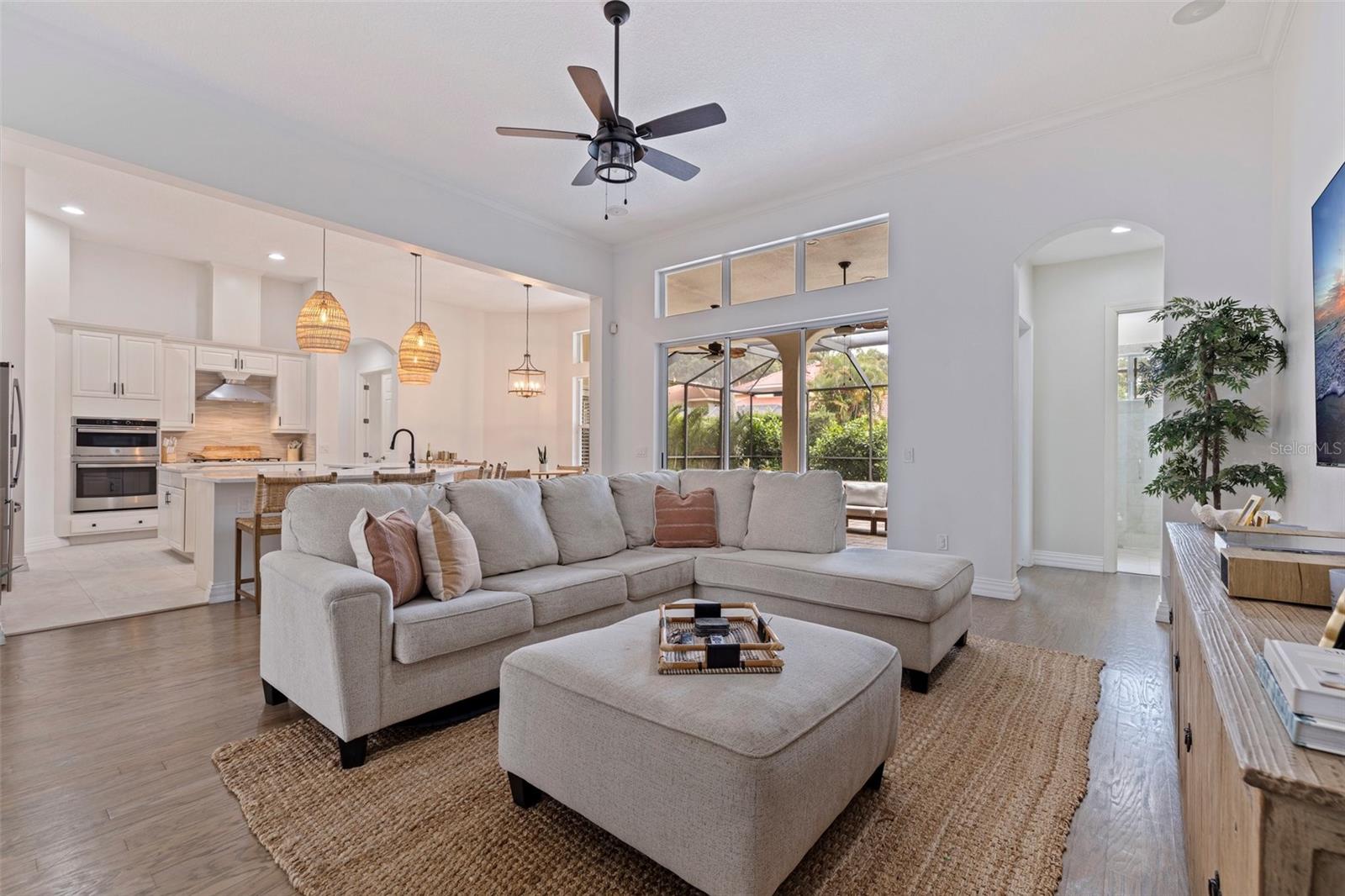 1936 FLORESTA VIEW DR