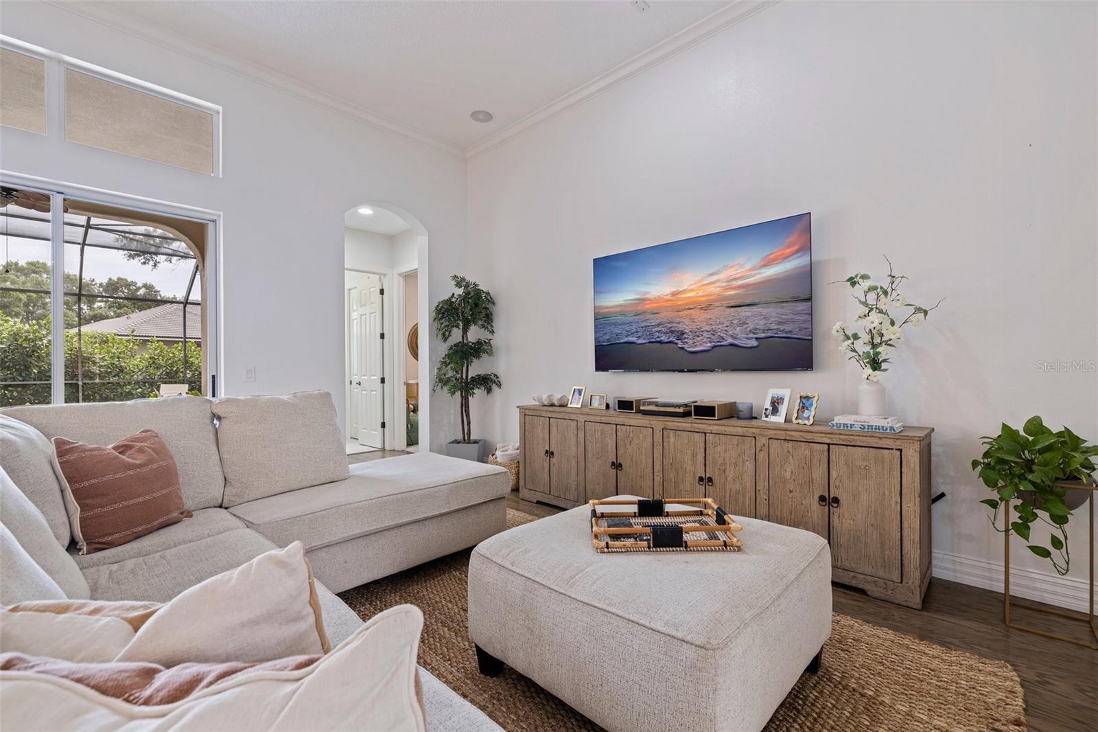 1936 FLORESTA VIEW DR