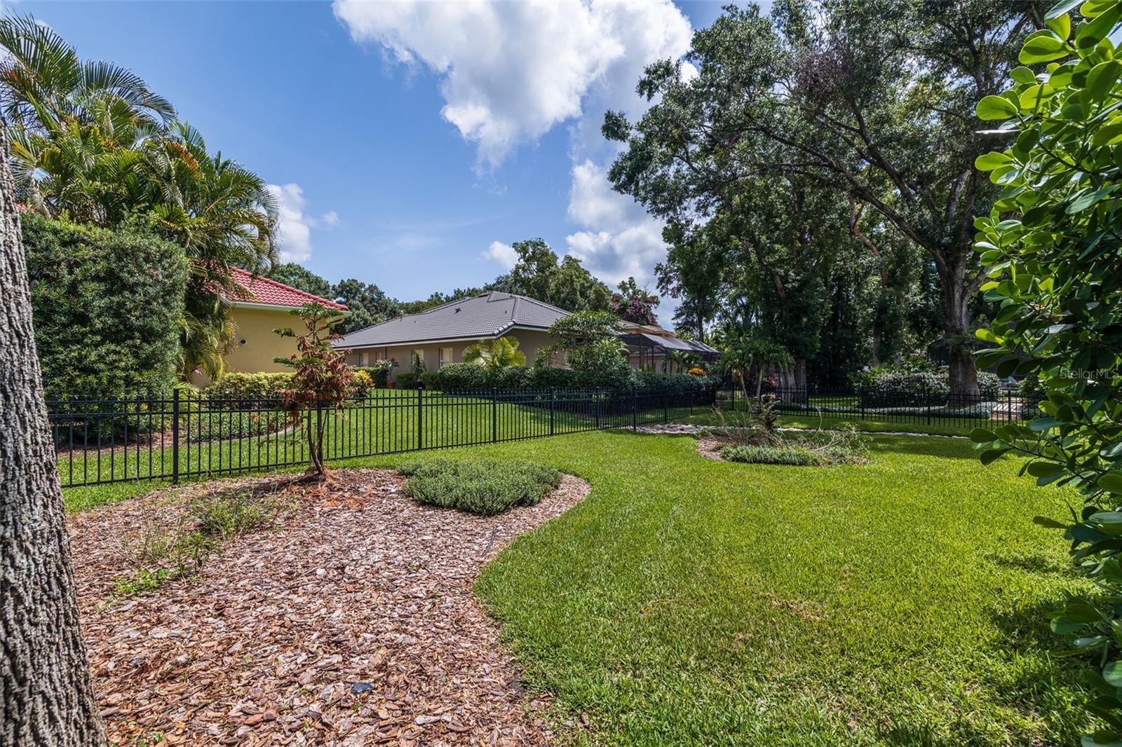 1936 FLORESTA VIEW DR