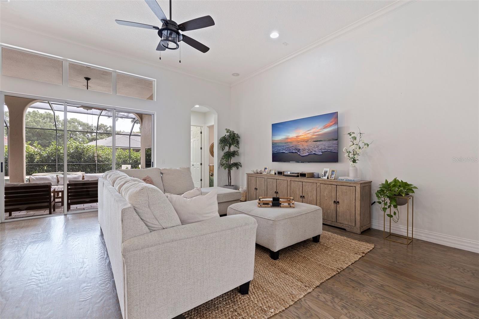 1936 FLORESTA VIEW DR