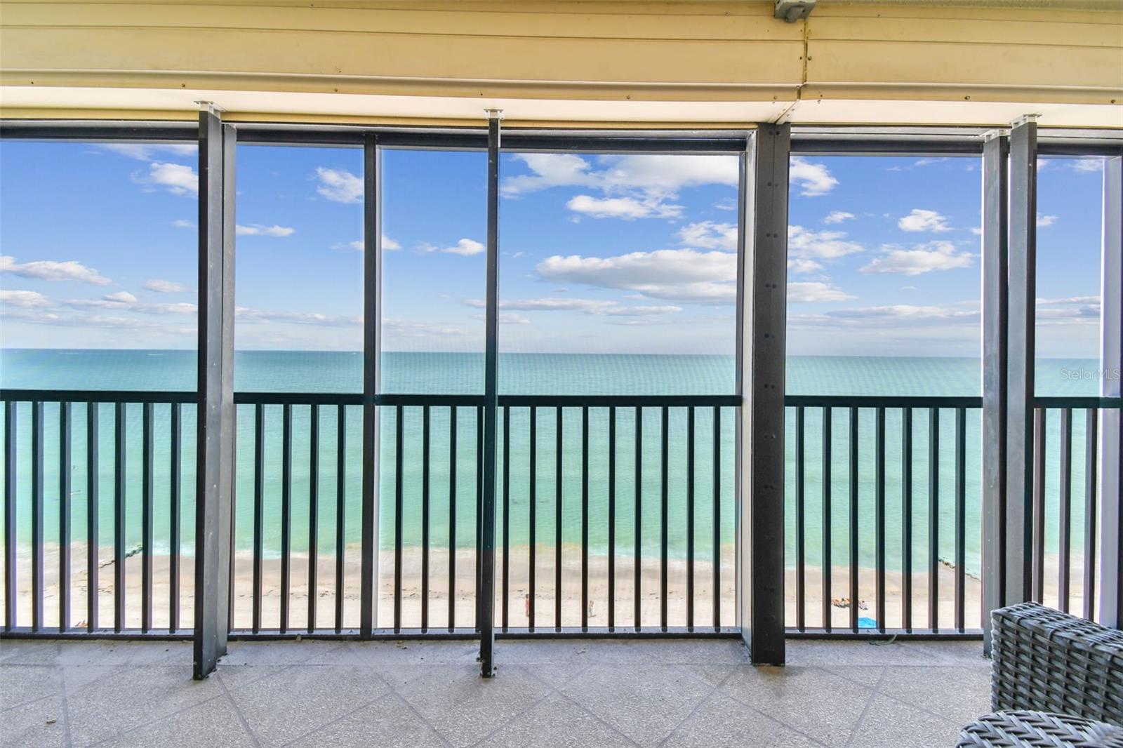 15400 GULF BLVD #702