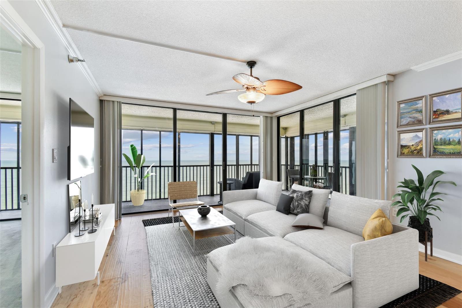 15400 GULF BLVD #702