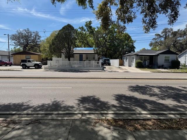 1408 E DR MARTIN LUTHER KING JR BLVD