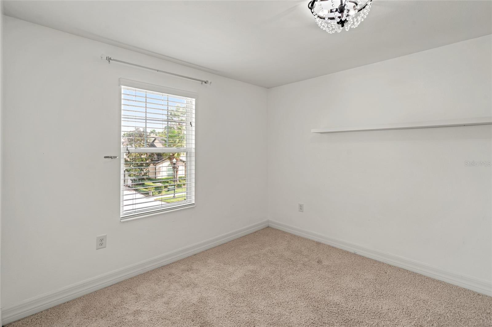 4522 SCARLET LOOP