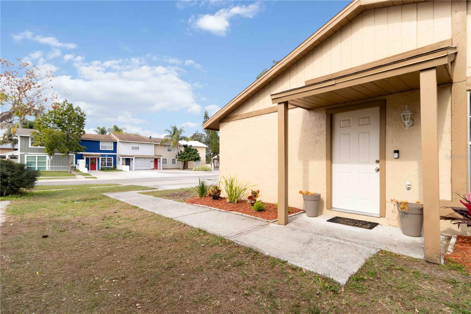 14101 VILLAGE VIEW DR