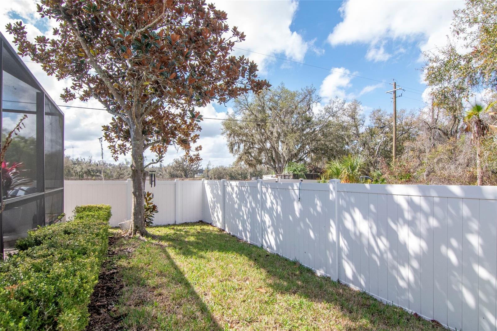 1022 EMERALD CREEK DR