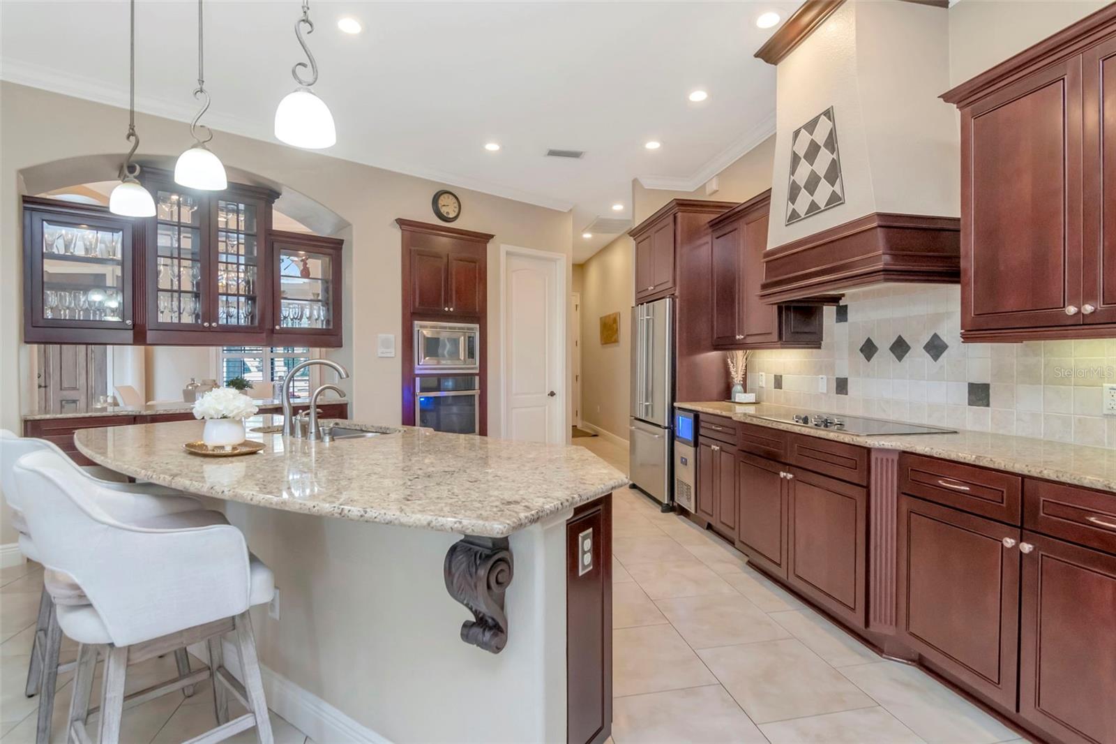 1022 EMERALD CREEK DR