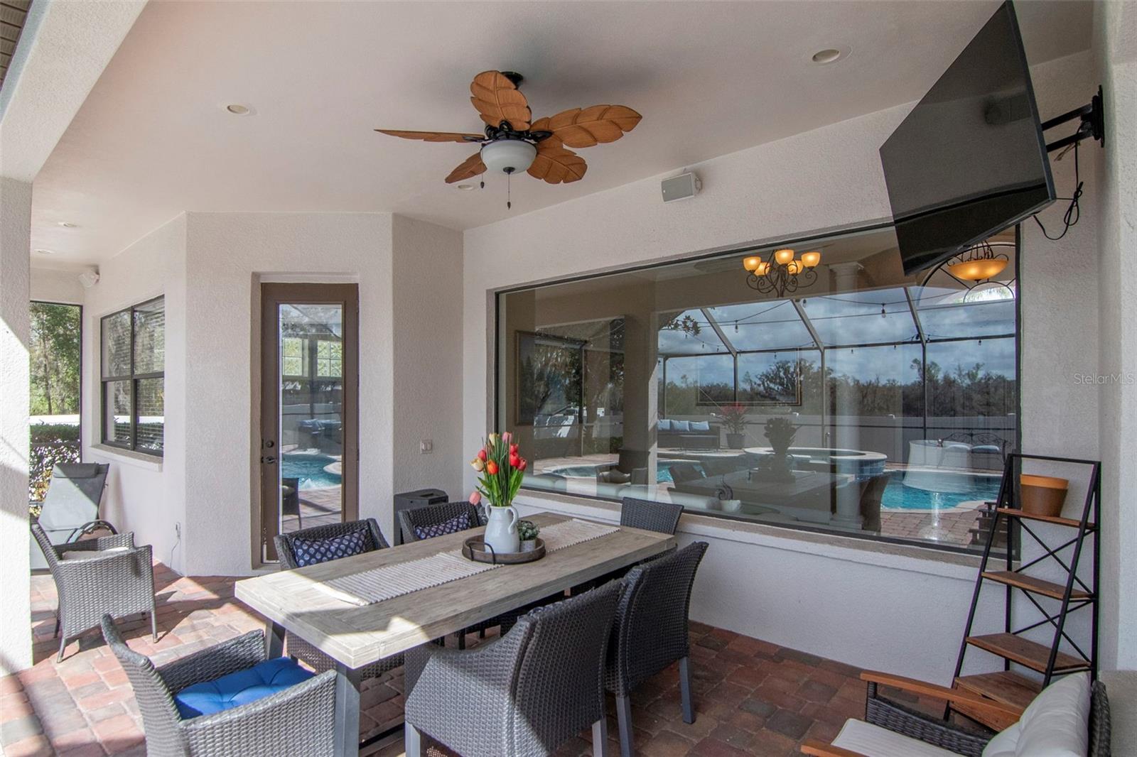 1022 EMERALD CREEK DR