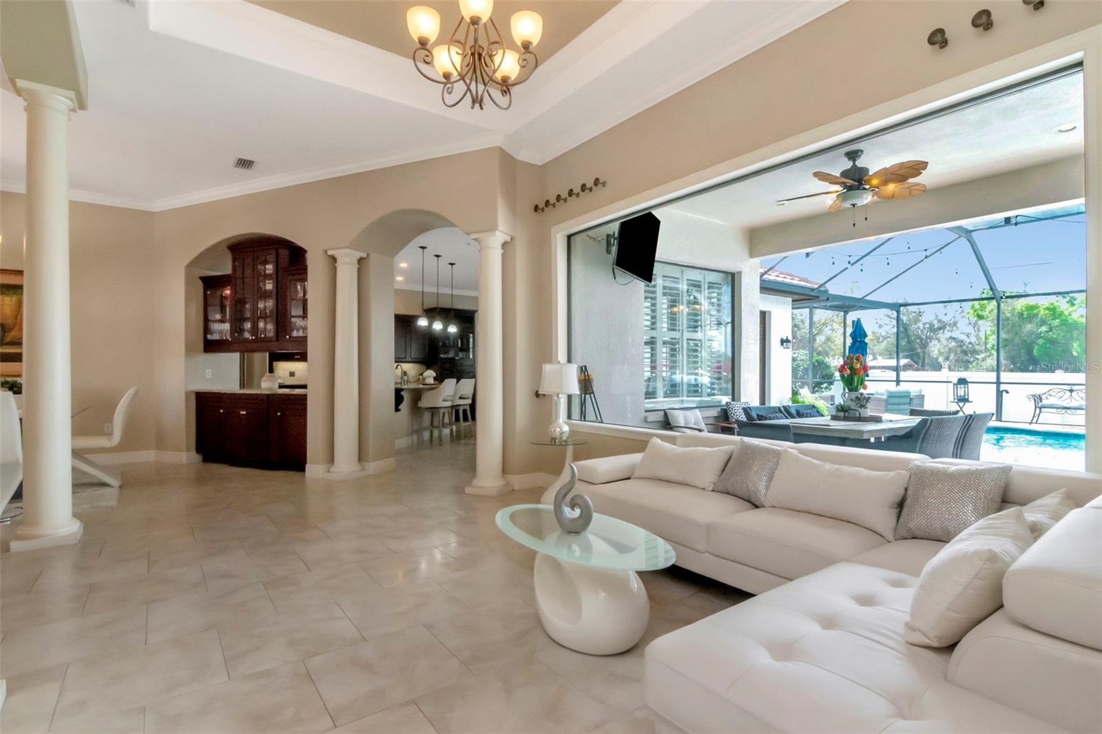 1022 EMERALD CREEK DR