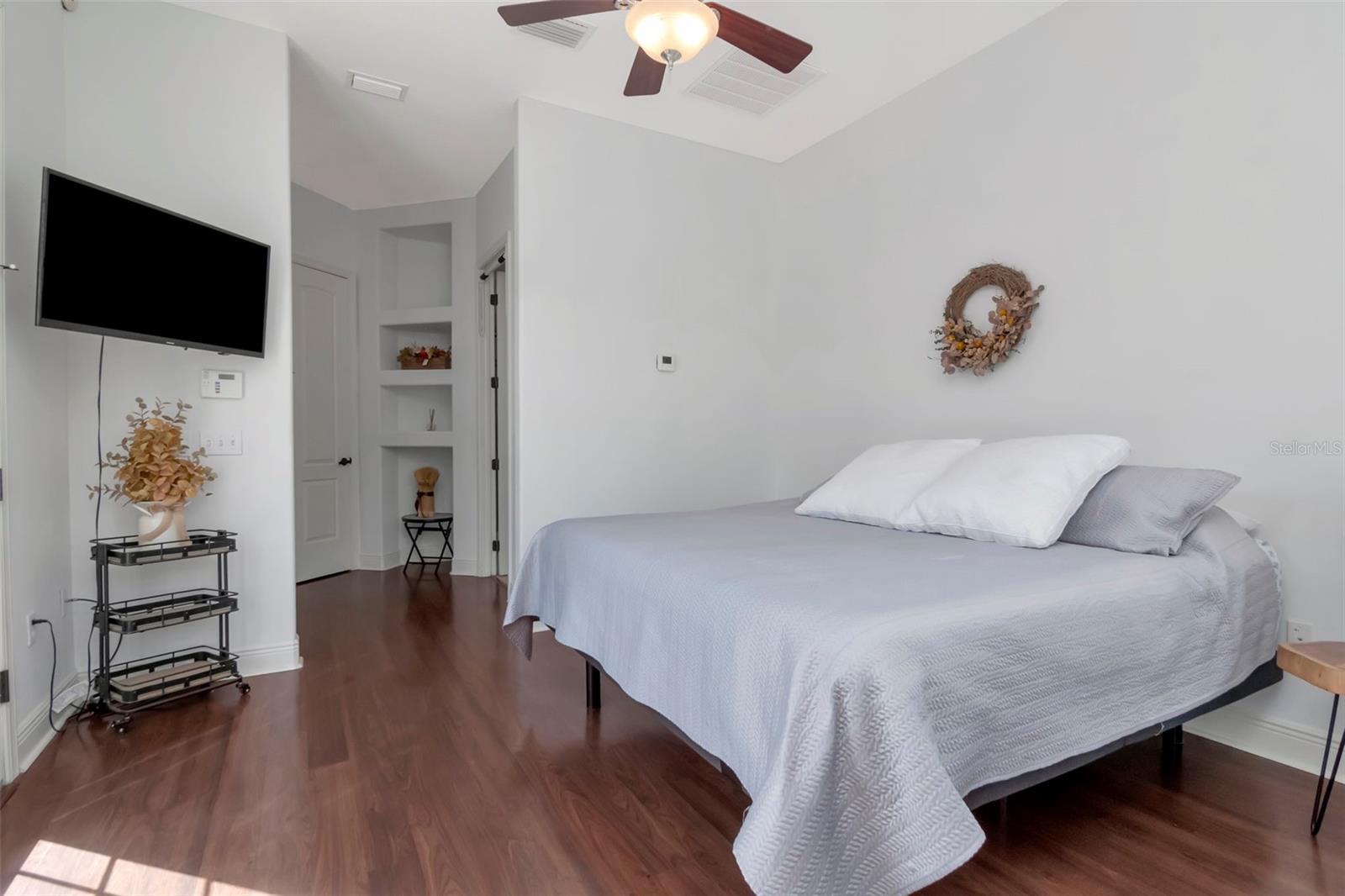 1022 EMERALD CREEK DR