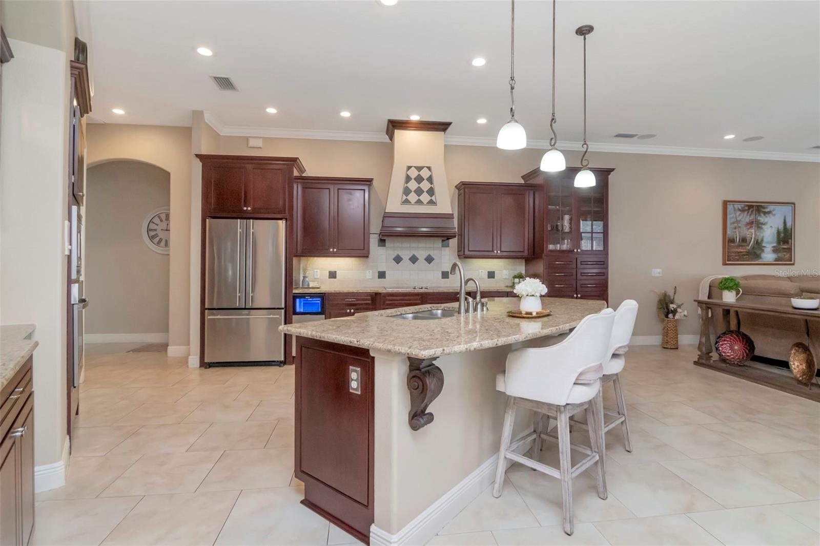 1022 EMERALD CREEK DR