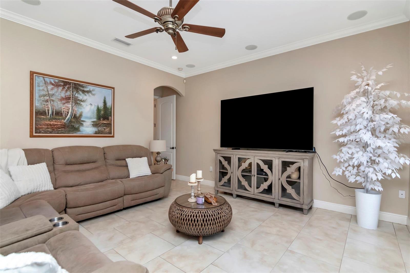 1022 EMERALD CREEK DR