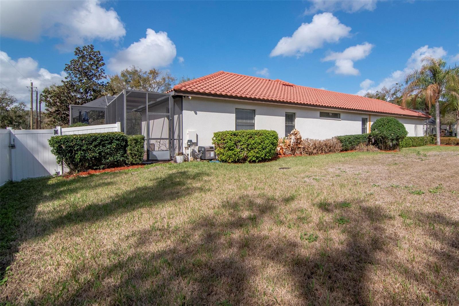 1022 EMERALD CREEK DR