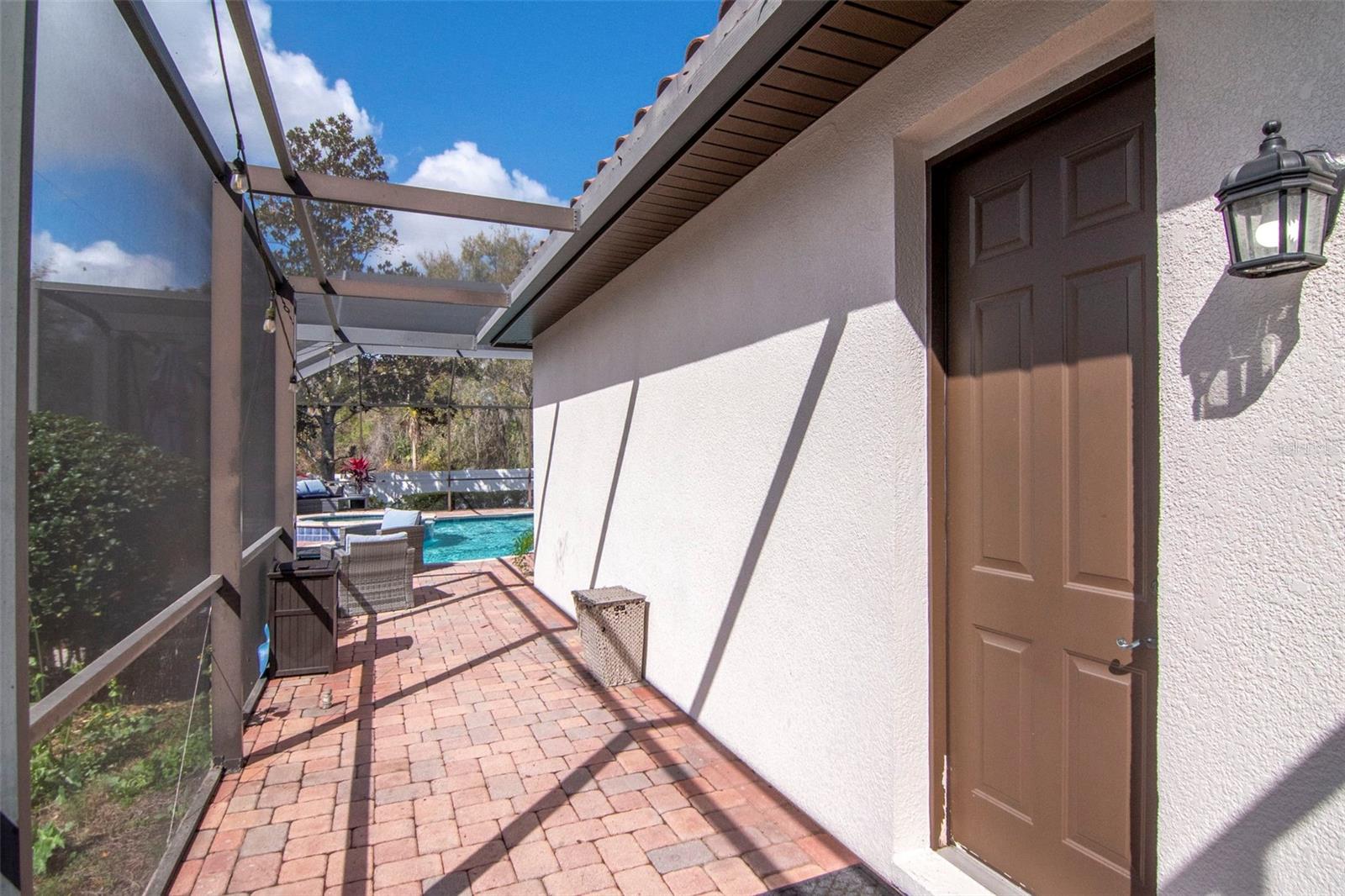 1022 EMERALD CREEK DR