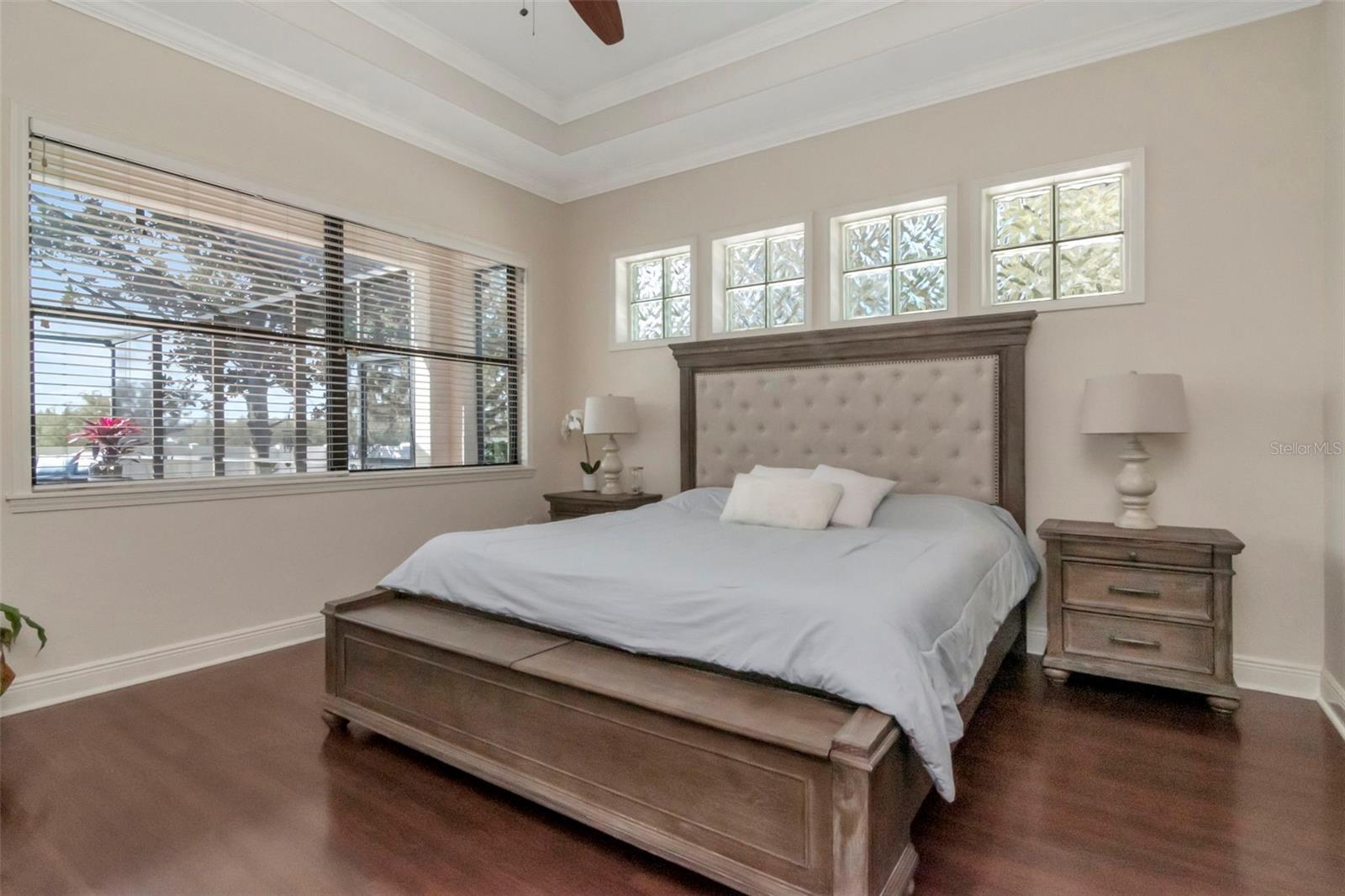 1022 EMERALD CREEK DR