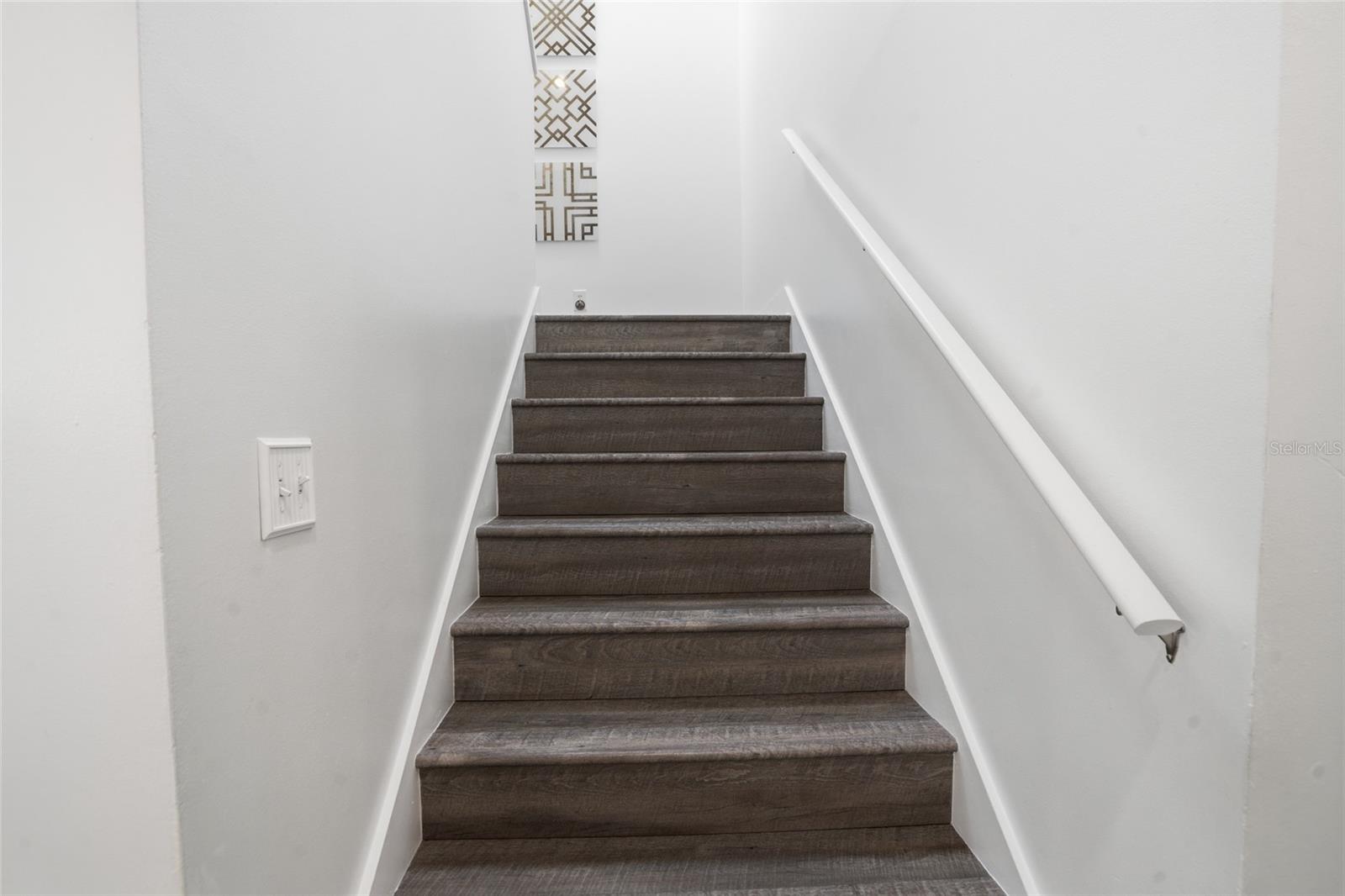 5201 S JULES VERNE CT