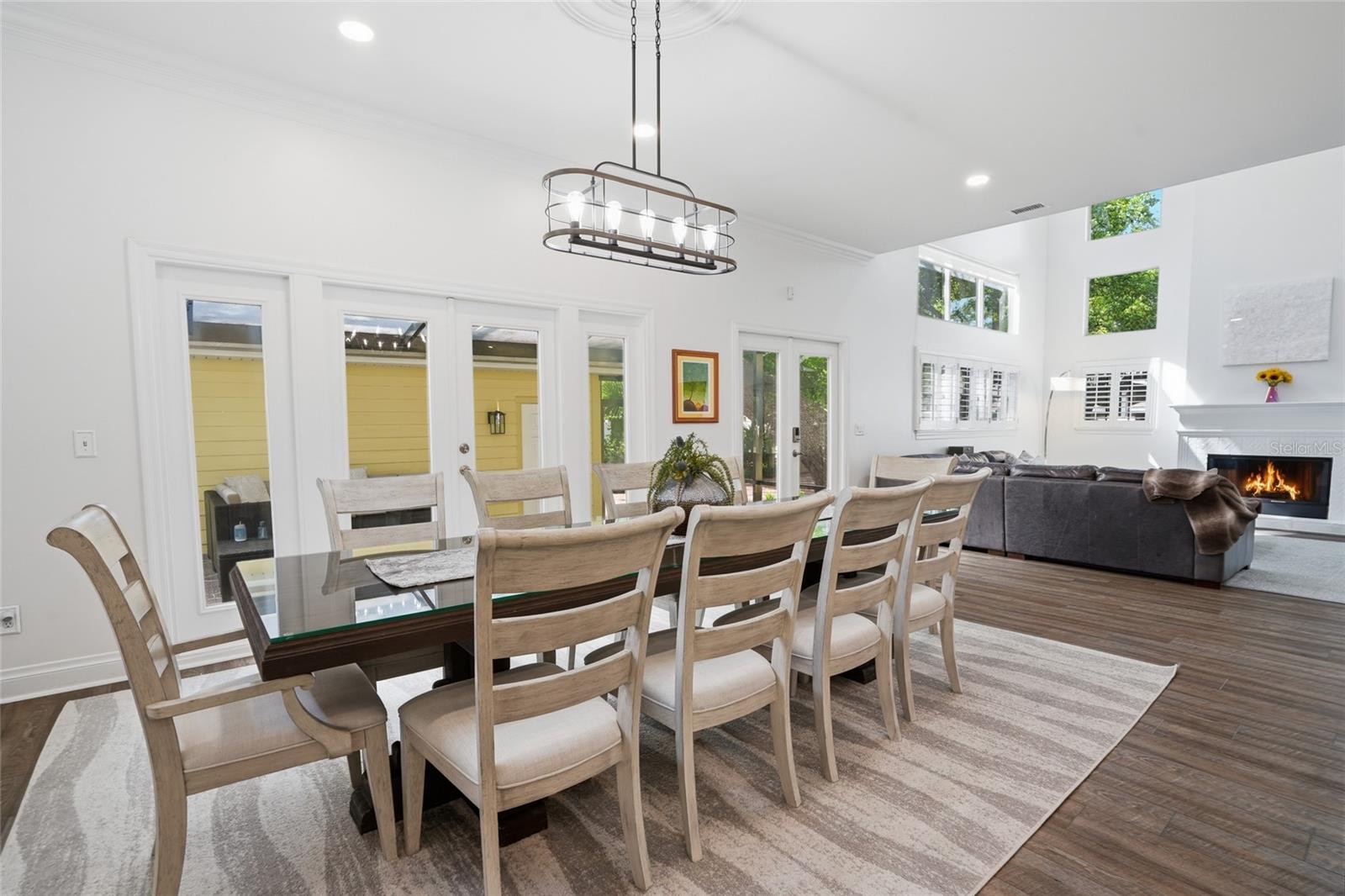 5201 S JULES VERNE CT