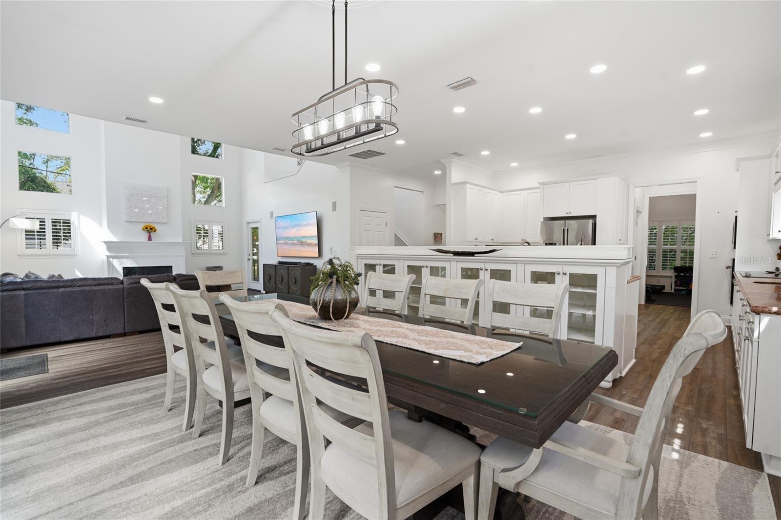 5201 S JULES VERNE CT