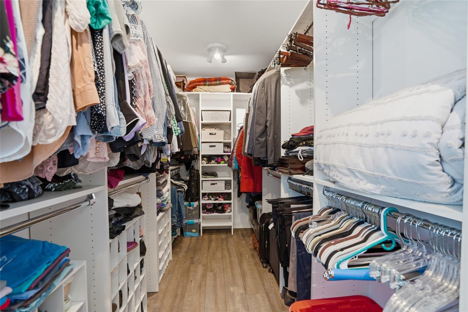 5201 S JULES VERNE CT