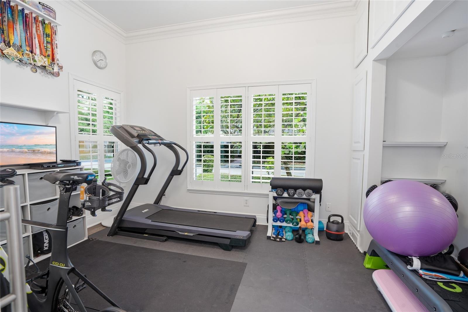 5201 S JULES VERNE CT