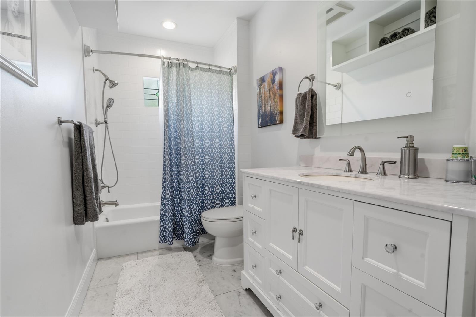 5201 S JULES VERNE CT