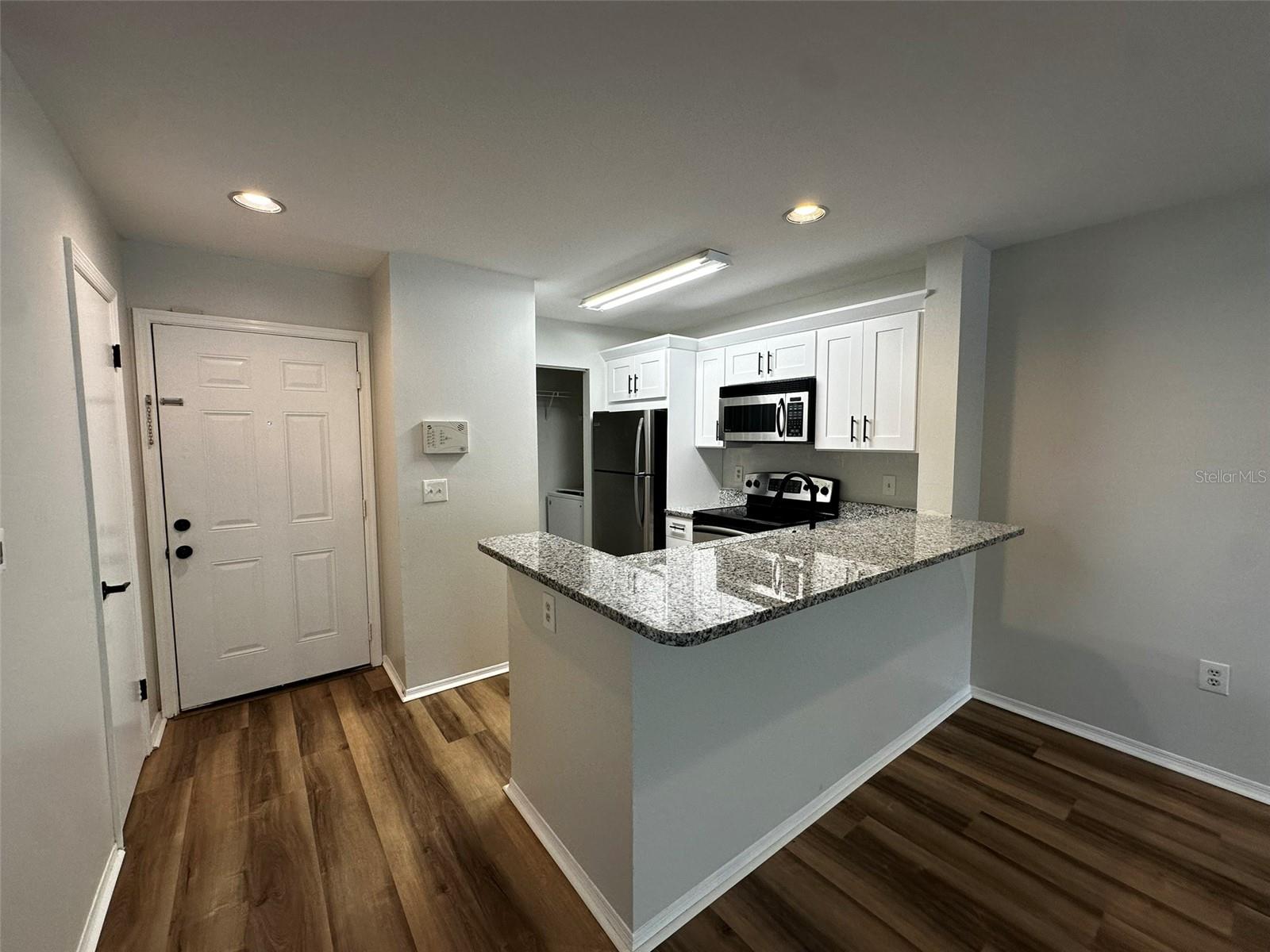 4115 CHATHAM OAK CT #209