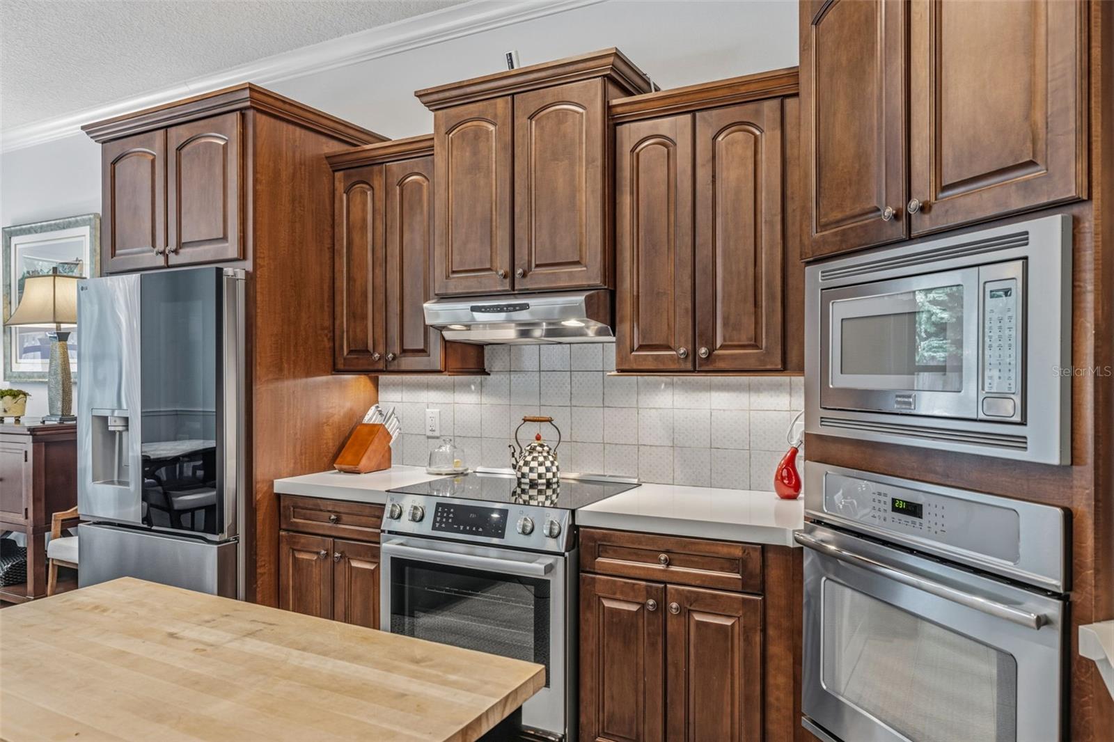 3210 W VILLA ROSA ST