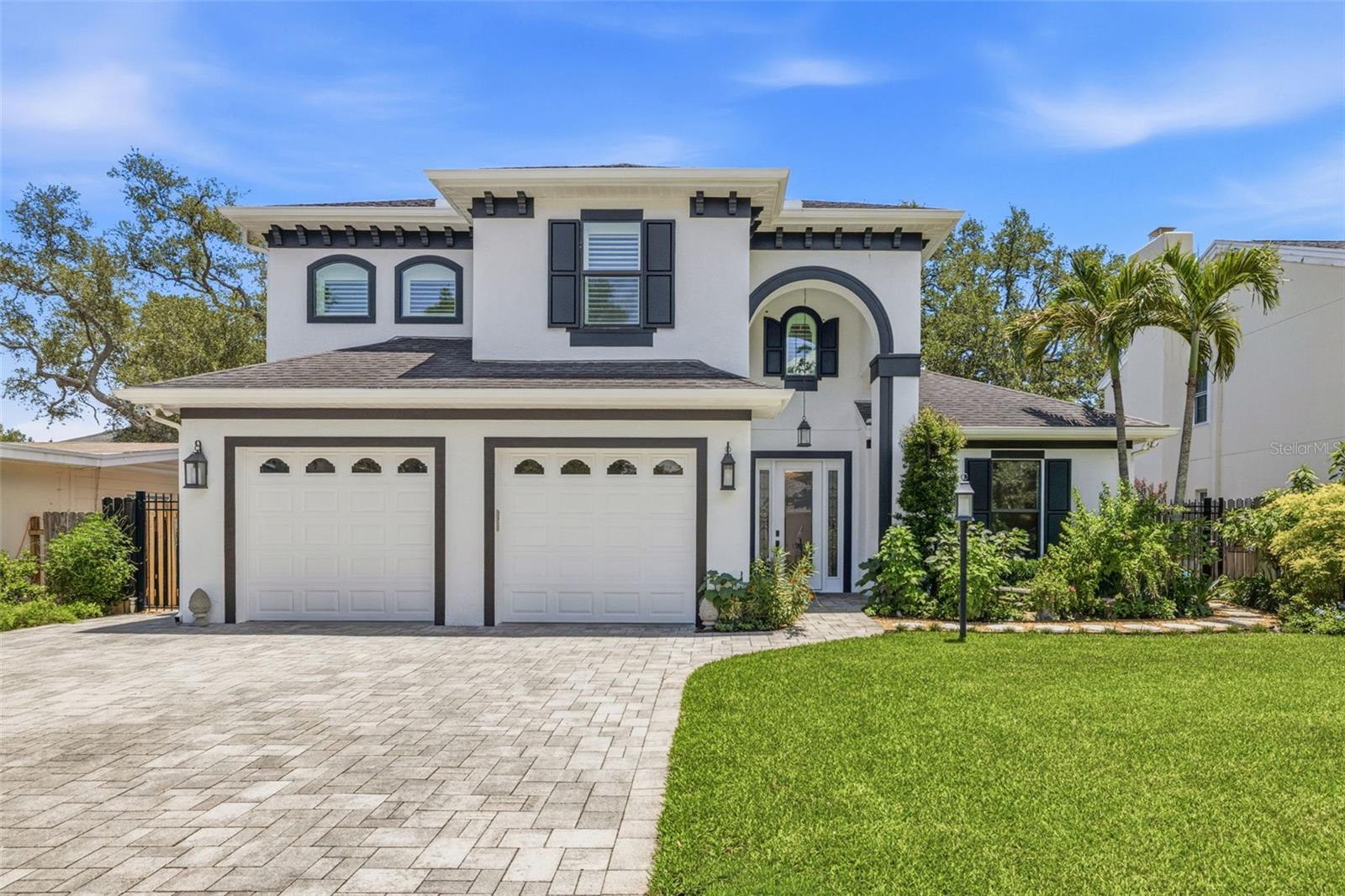 3210 W VILLA ROSA ST