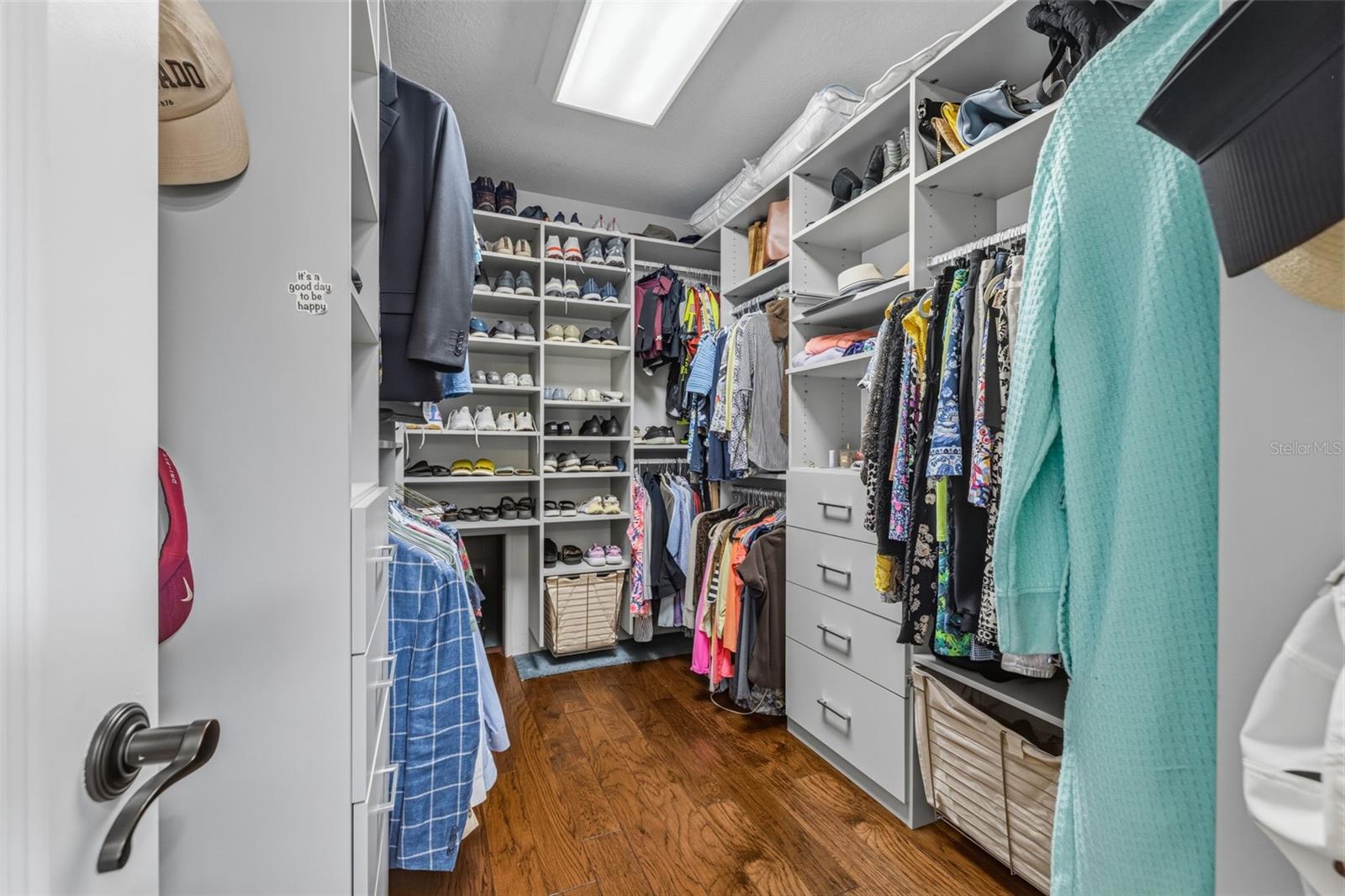 3210 W VILLA ROSA ST
