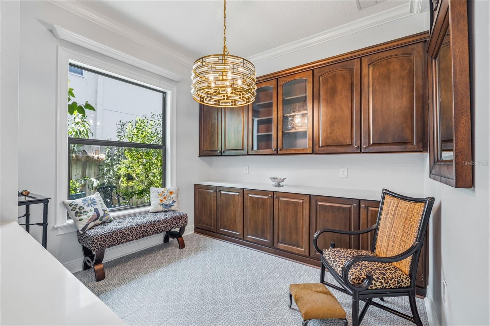3210 W VILLA ROSA ST