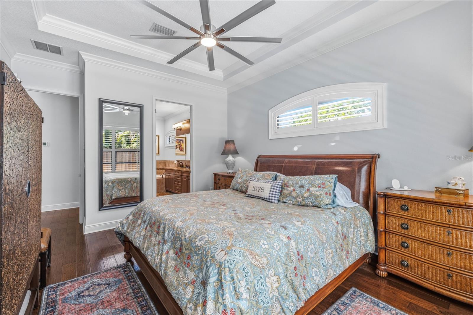 3210 W VILLA ROSA ST