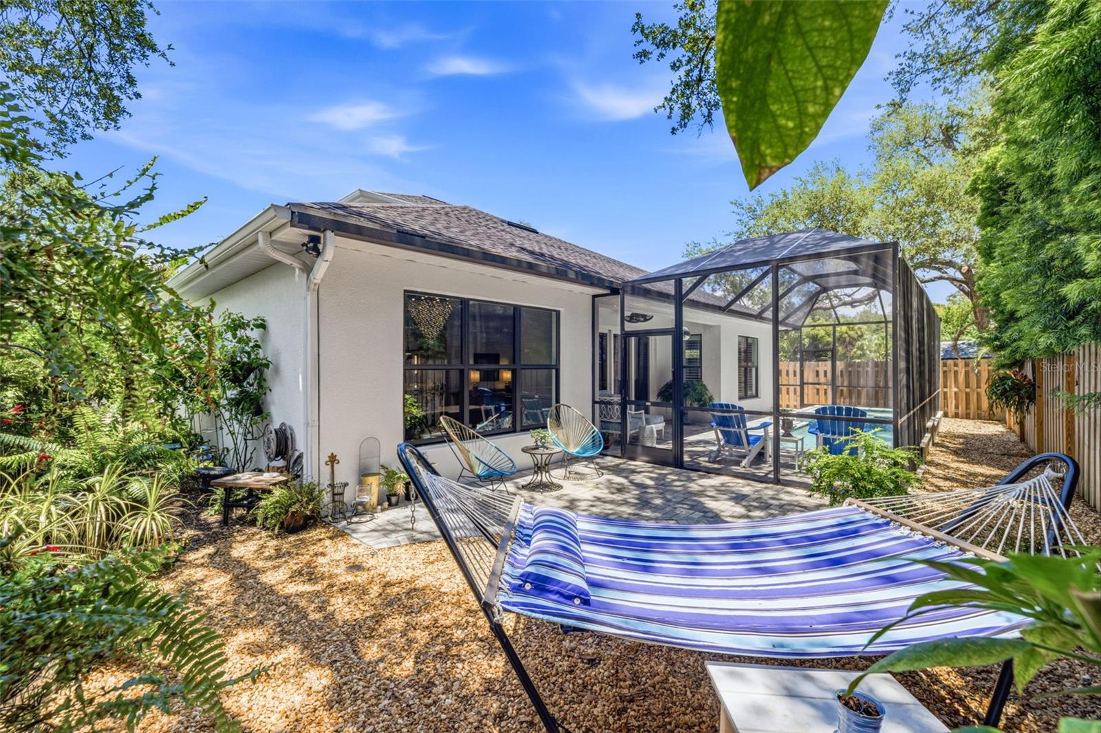 3210 W VILLA ROSA ST