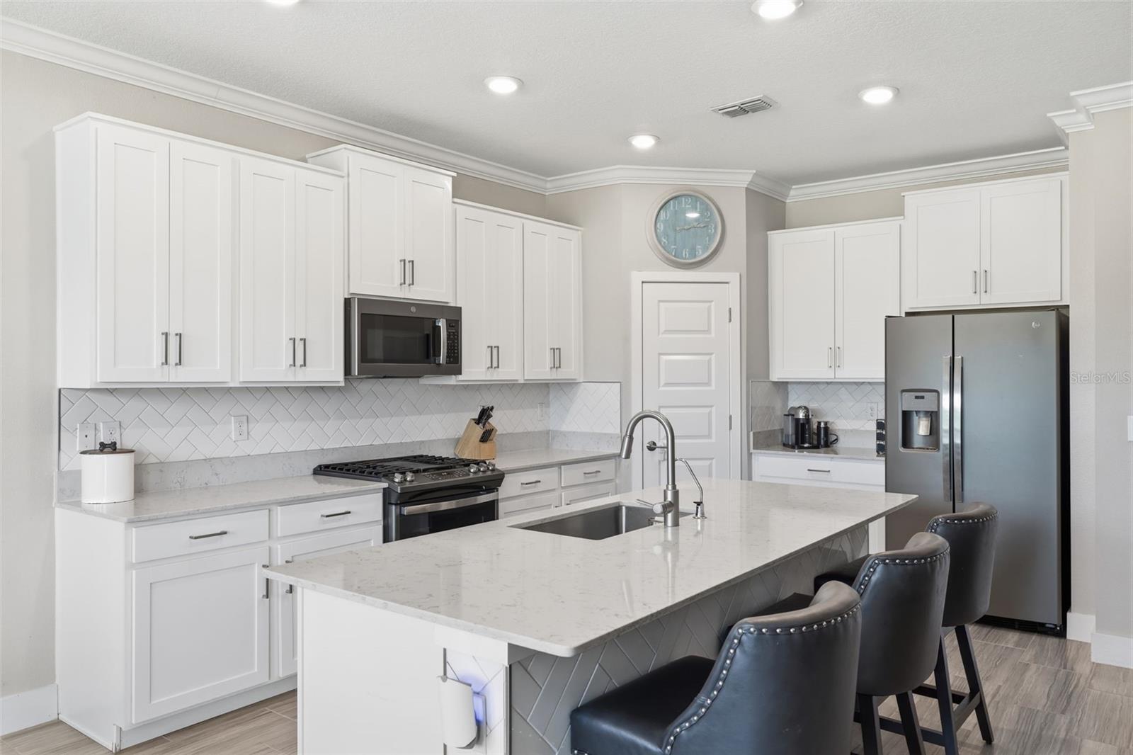 2920 GRIDIRON ISLE