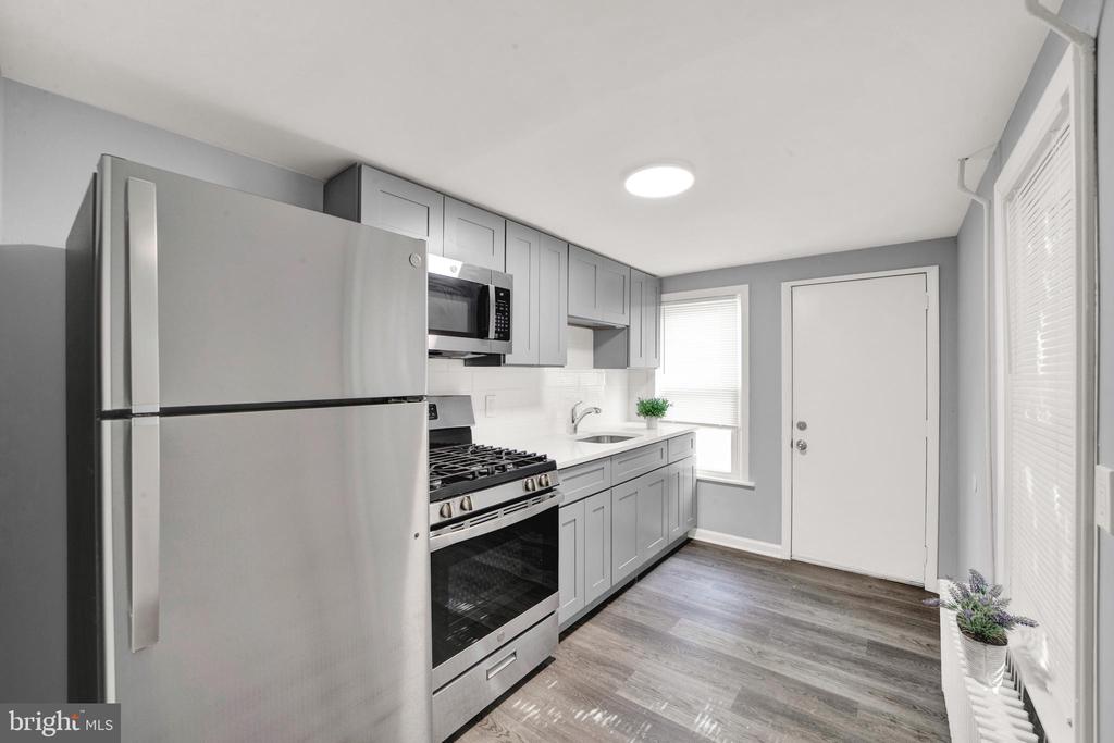 110 CROSSWICKS ST #110