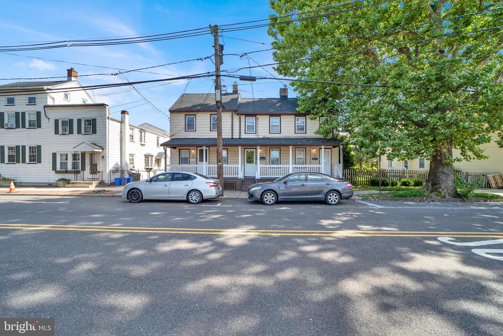 110 CROSSWICKS ST #110