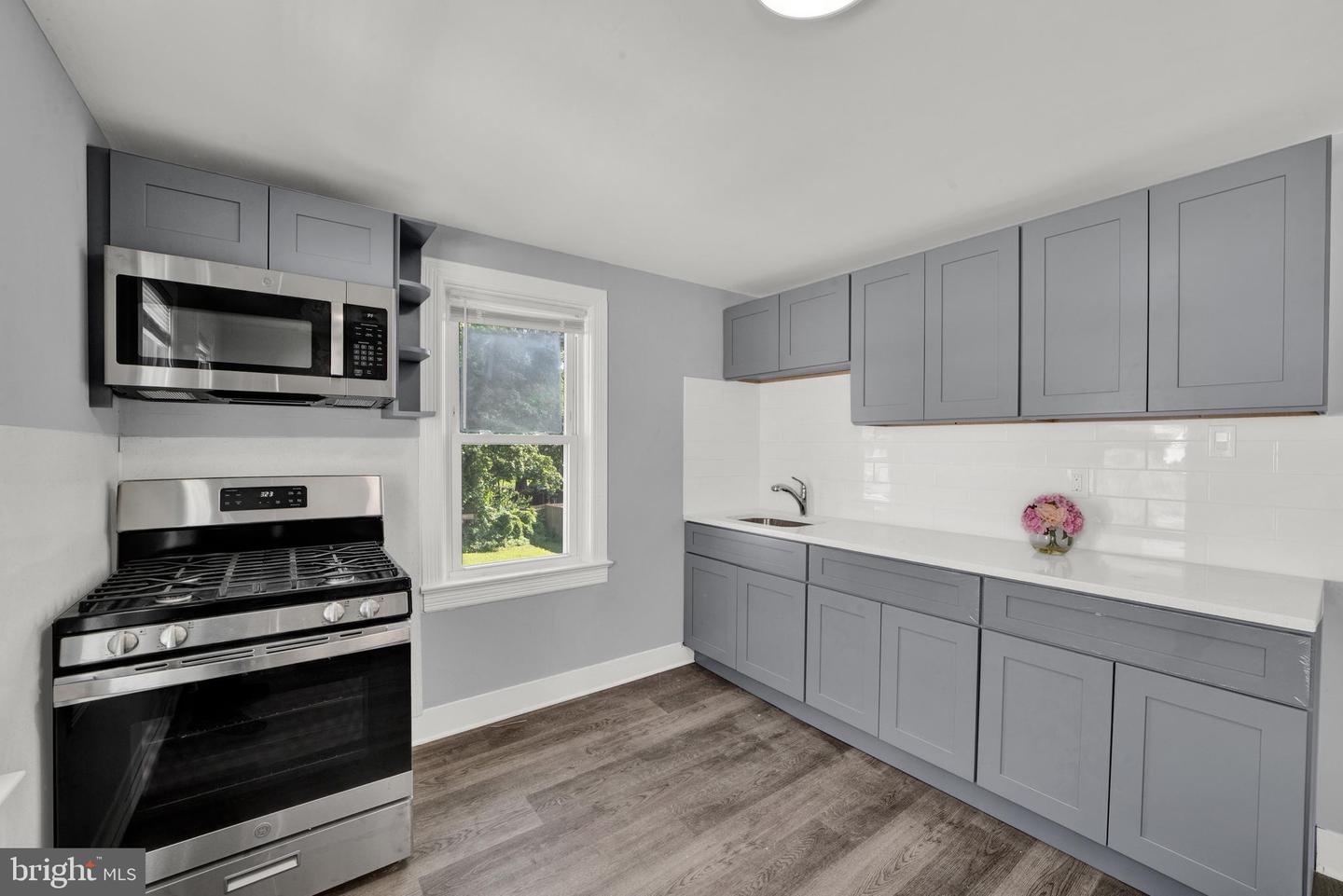 110--114 CROSSWICKS ST #114B