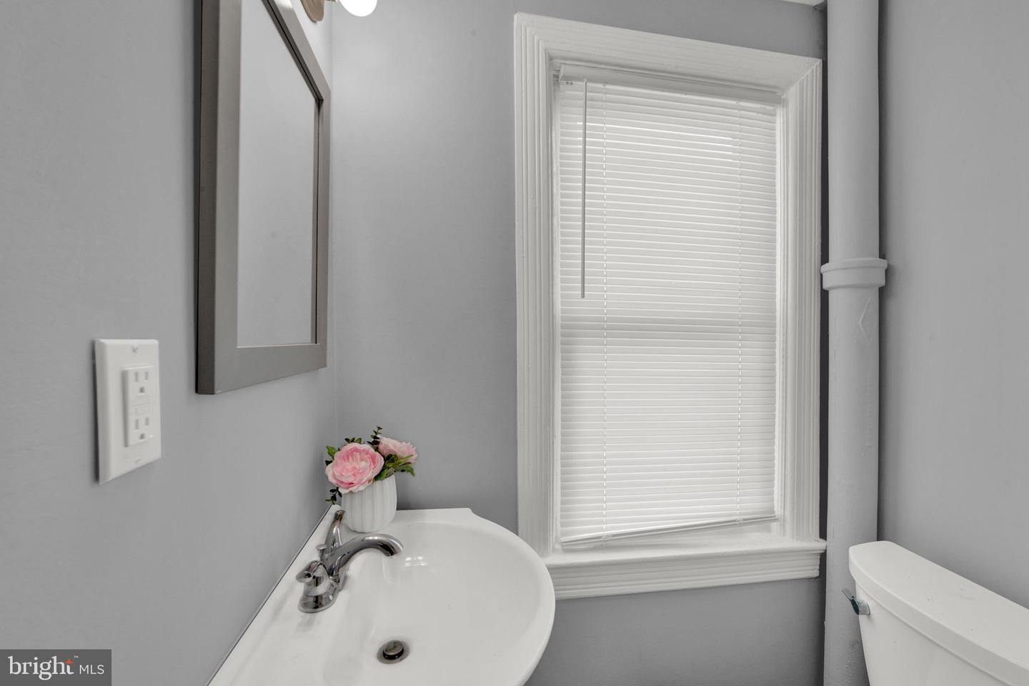 110--114 CROSSWICKS ST #114B