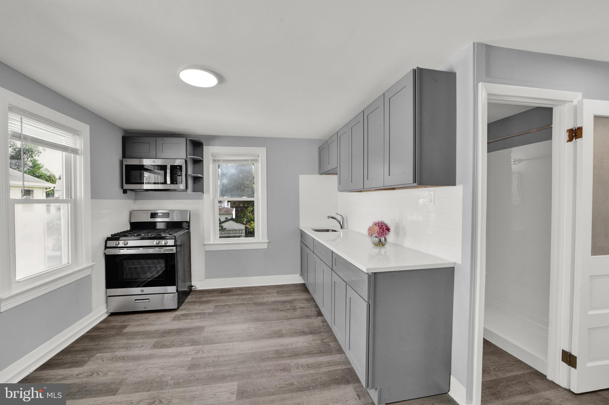 110--114 CROSSWICKS ST #114B