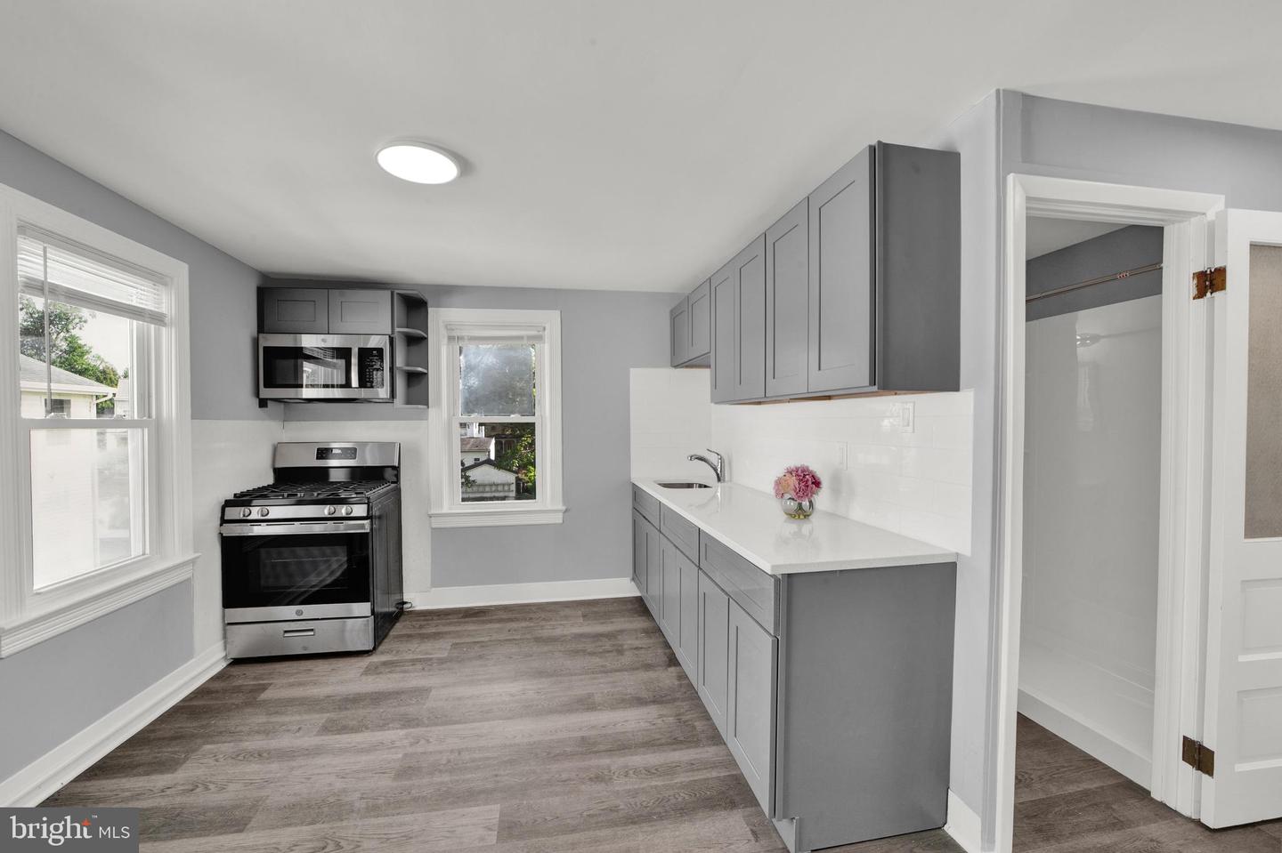 110--114 CROSSWICKS ST #114B