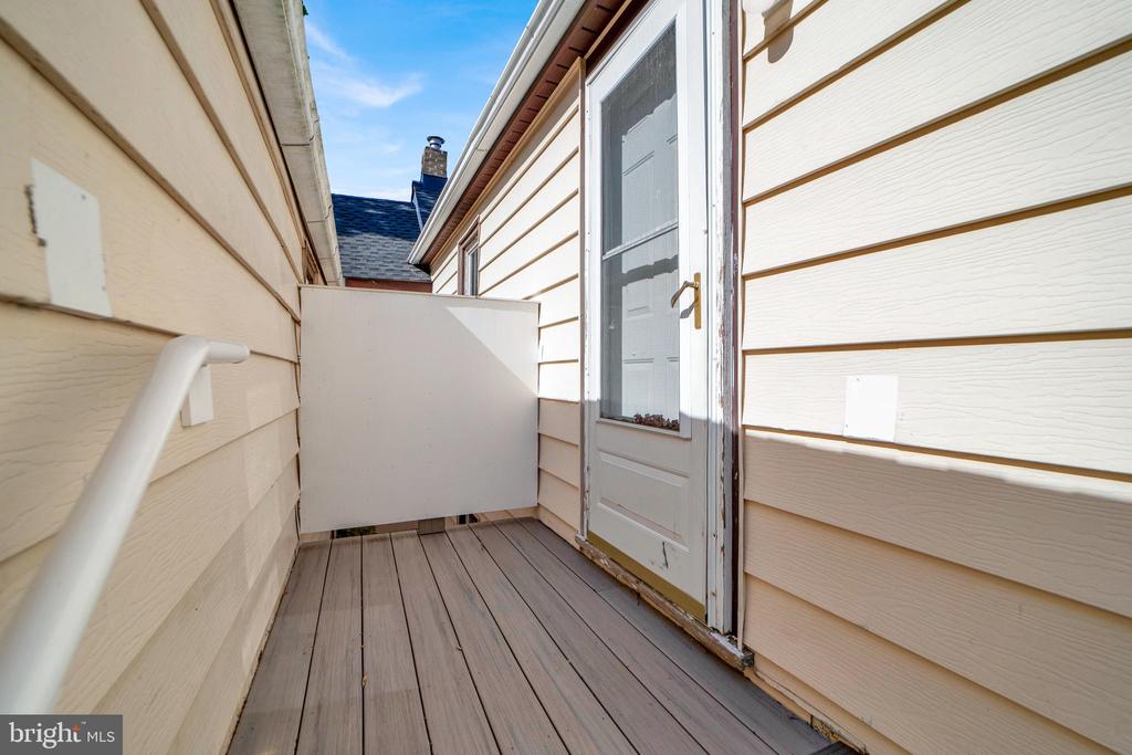110--114 CROSSWICKS ST #114B