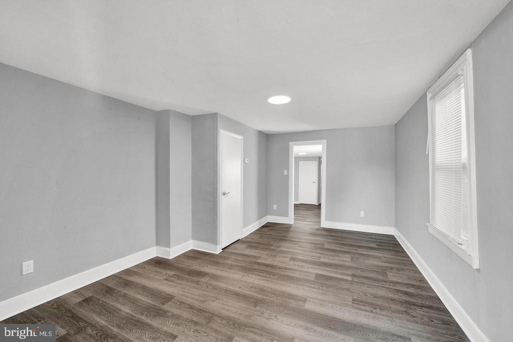 110 CROSSWICKS STREET Unit: 110