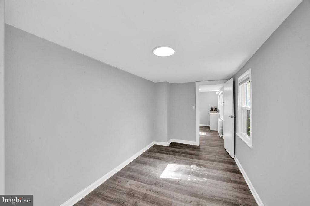 110 CROSSWICKS STREET Unit: 110
