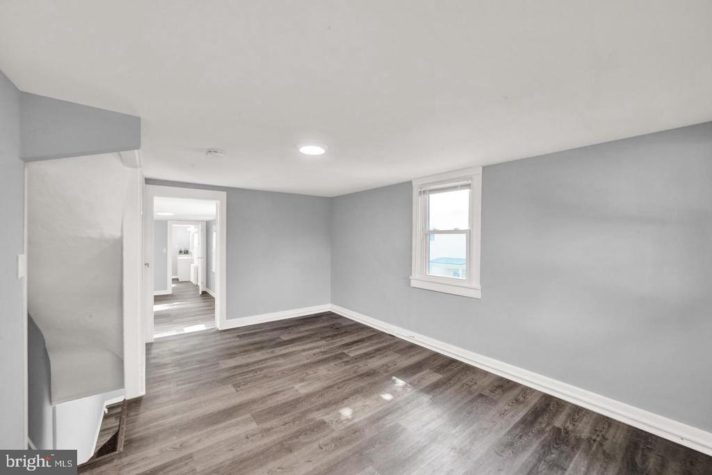 110 CROSSWICKS STREET Unit: 110