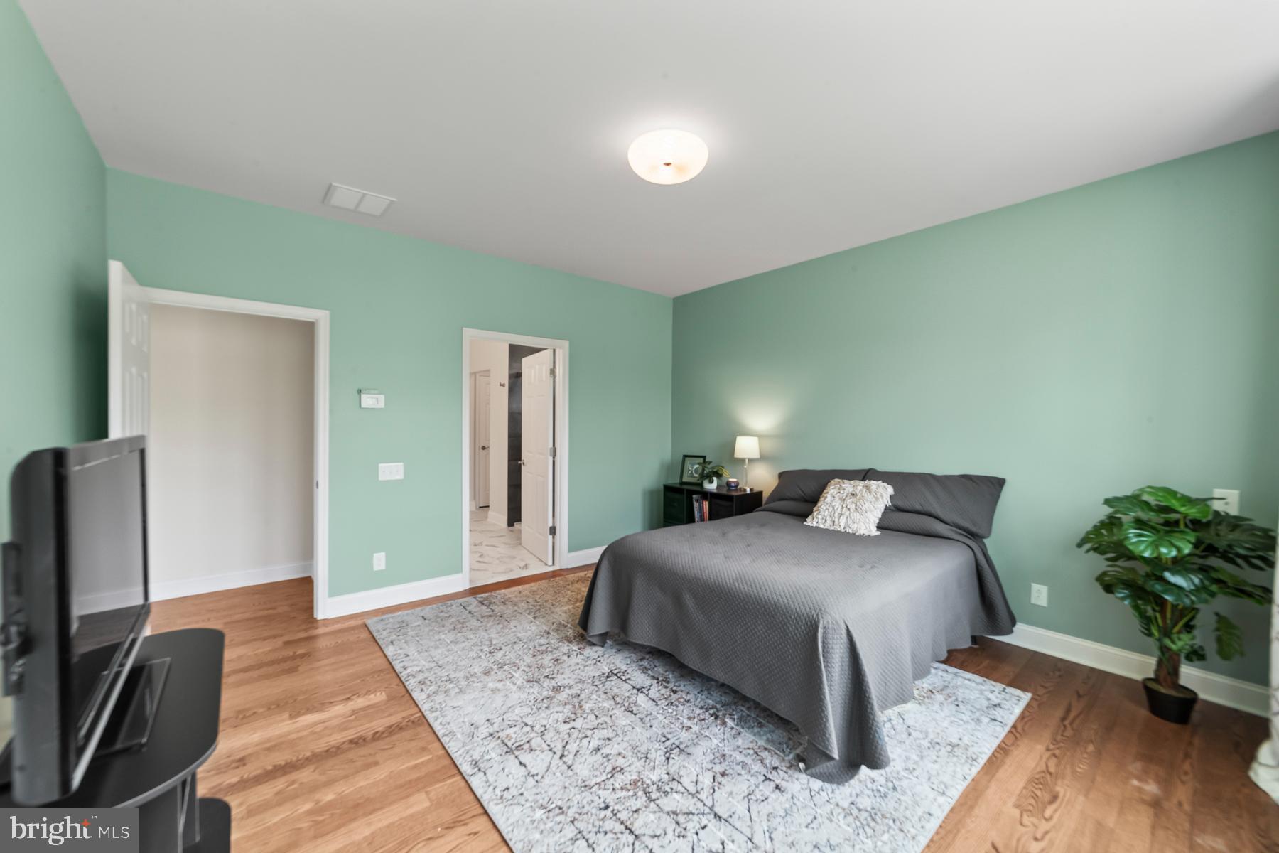 38 Sullivan Rd