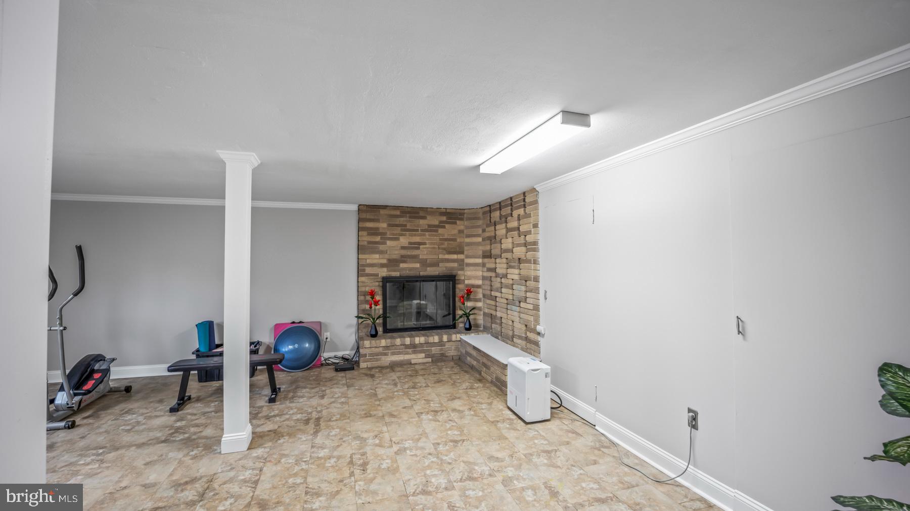 13 Rosalind DRIVE