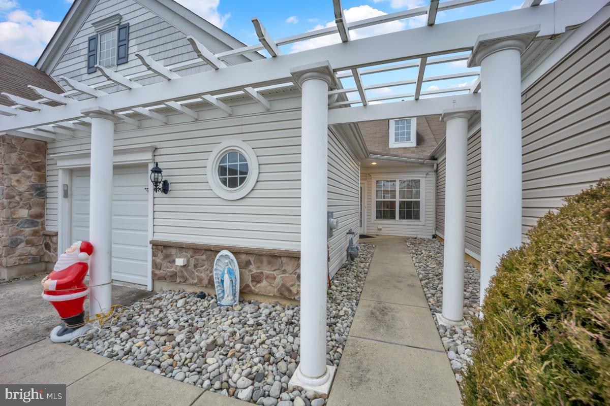 29 Dove Ct